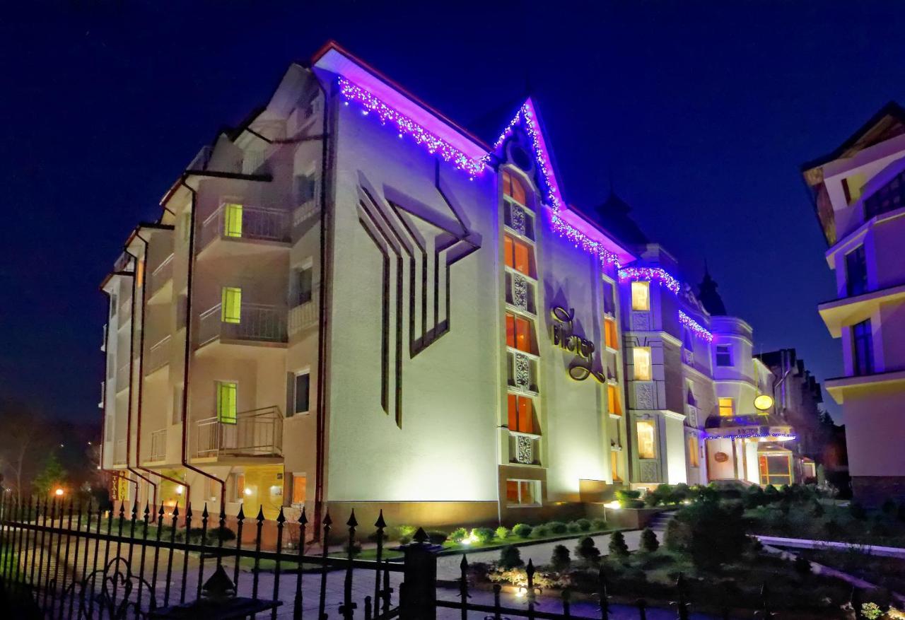 Victor Hotel Resort & Spa Трускавец Экстерьер фото